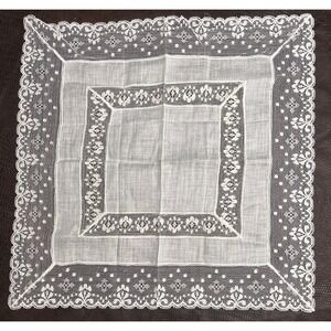 Vintage White Linen Handkerchief With Intricate Lace Edge Floral Design 11" Squa